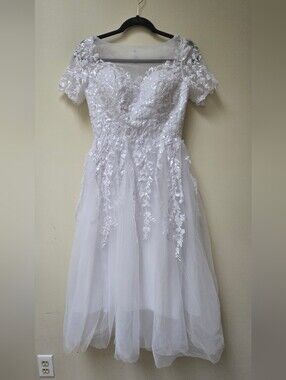 NWT Merry's Short Wedding Dresses White For Women  size 6